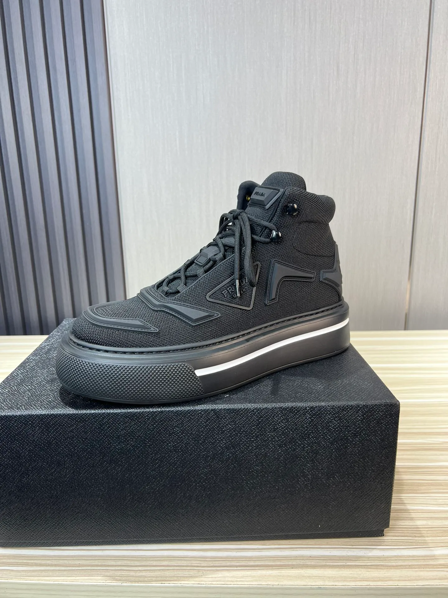Men's shoes 💰660💰 [PRADA] Popular items in men's shoe counters, synchronized with the official website, high-quality shipments ✔️Original fly-knit film fabric + cowhide lining, 1🆚1 replica, original sole, 38-45 (45 customized, non-refundable)